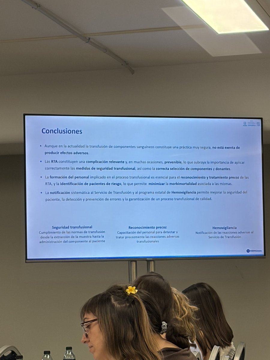 sehh_es's tweet photo. #SEHHJoven Berta Mercedes Michael Fernández @HUnivGU #Complicaciones transfusionales agudas https://t.co/56xbVcGuLs