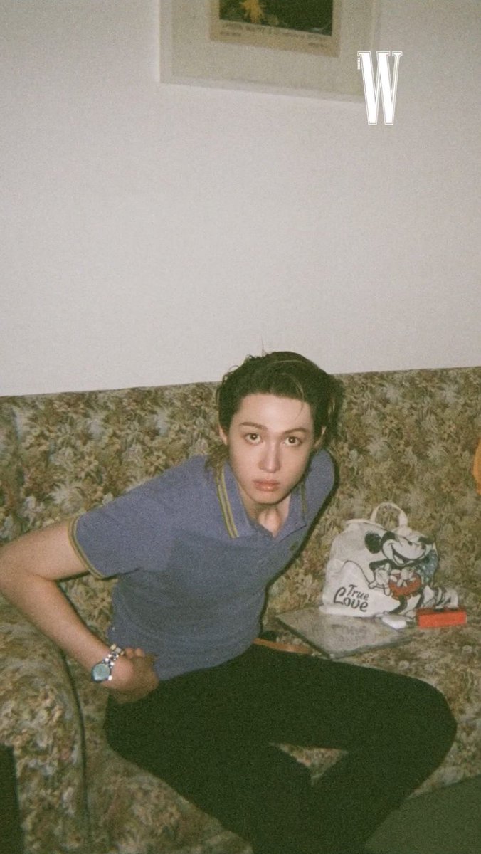 mjedwardsdified's tweet photo. it’s like looking at your dad’s teenage photos and realizing he was lowkey serving https://t.co/9TOb6kEp20