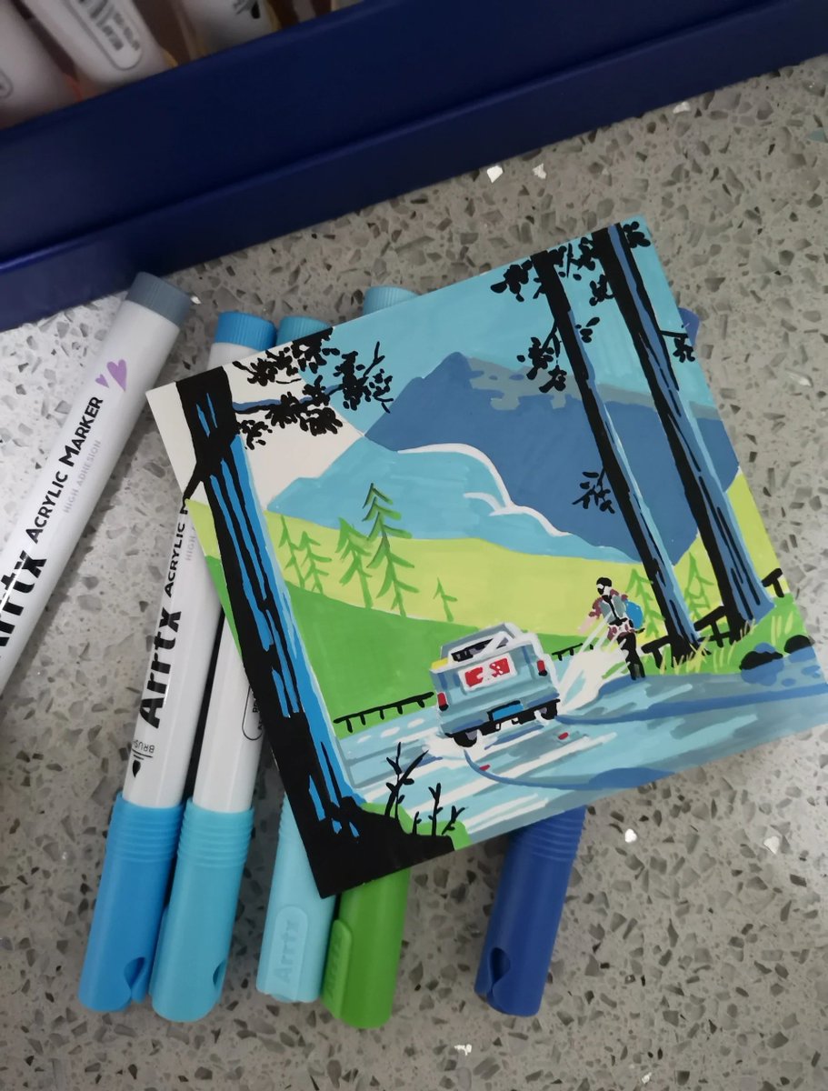 SAbornev's tweet photo. Weekends are for art vibes! Doodled at a community mural workshop—mixing neon hues and abstract lines, this little piece makes my Tuesday feel brighter too  #ArtLovers #CreativeMoments， https://t.co/hLE4zMWkoT