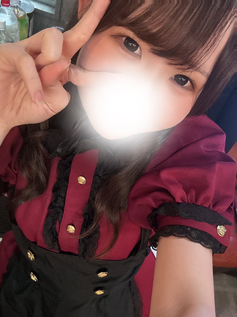 pure_noah's tweet photo. おきゅいん！
本日も22:00までお待ちしております！
後半は空いている予定なので、遊びに来てくれる方はご連絡くださると嬉しいです！
お待ちしております！
#コンカフェ　#秋葉原 https://t.co/T0sf4BVDVp