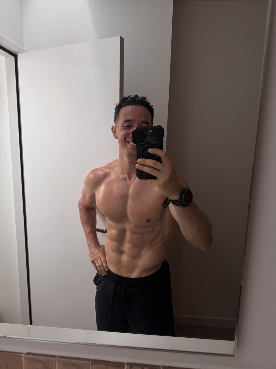 Tibo InShape tweet media
