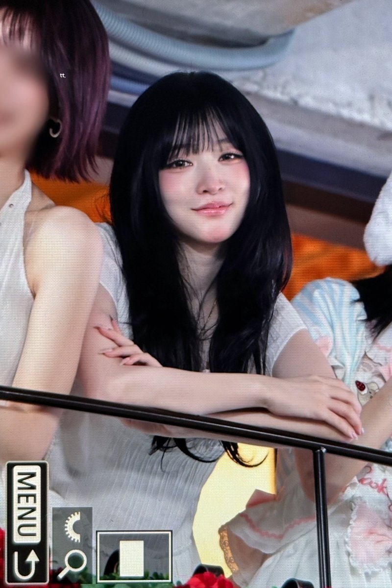 iovetutorial's tweet photo. 260620 메이크스타 pre. 

#하루나 #haruna
#はるな #ハルナ 
#빌리 #billlie #ビリー https://t.co/07rufd2PBr