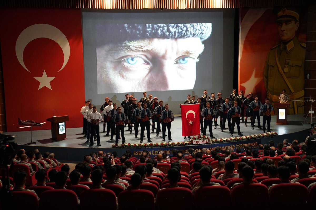 EzgiKosal's tweet photo. Hava Astsubay Meslek Yüksekokulunun temellerinin atıldığı, Tayyare Makinist Mektebinin kuruluşunun 100’üncü yılı dolayısıyla İzmir’de düzenlenen kutlama faaliyetlerine büyük bir mutlulukla katıldım. Göklerdeki istikbalin yerdeki teminatı 100 yaşında ve nice yüzyıllara… Gök vatanın kahramanlarını yetiştiren bu köklü çınara saygıyla…