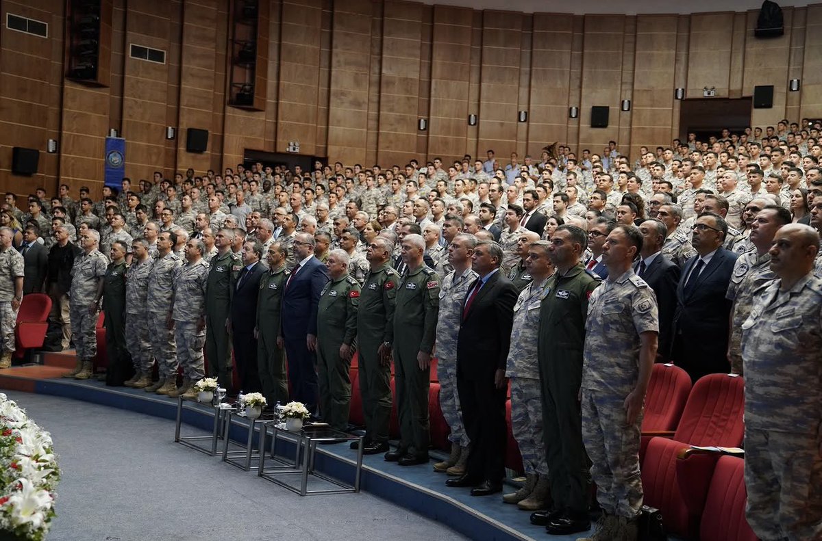 EzgiKosal's tweet photo. Hava Astsubay Meslek Yüksekokulunun temellerinin atıldığı, Tayyare Makinist Mektebinin kuruluşunun 100’üncü yılı dolayısıyla İzmir’de düzenlenen kutlama faaliyetlerine büyük bir mutlulukla katıldım. Göklerdeki istikbalin yerdeki teminatı 100 yaşında ve nice yüzyıllara… Gök vatanın kahramanlarını yetiştiren bu köklü çınara saygıyla…