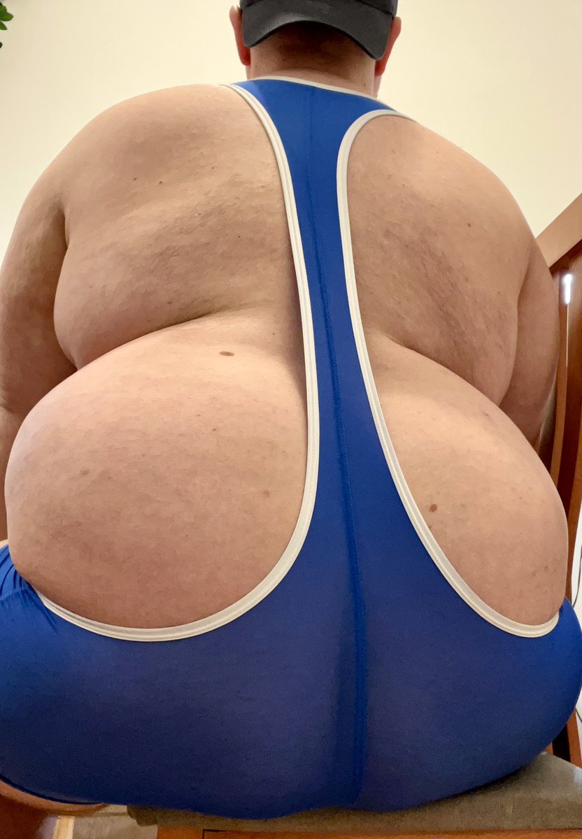 pettyheft's tweet photo. Some would say, abundant 🐷 https://t.co/bJFSvDLjj1