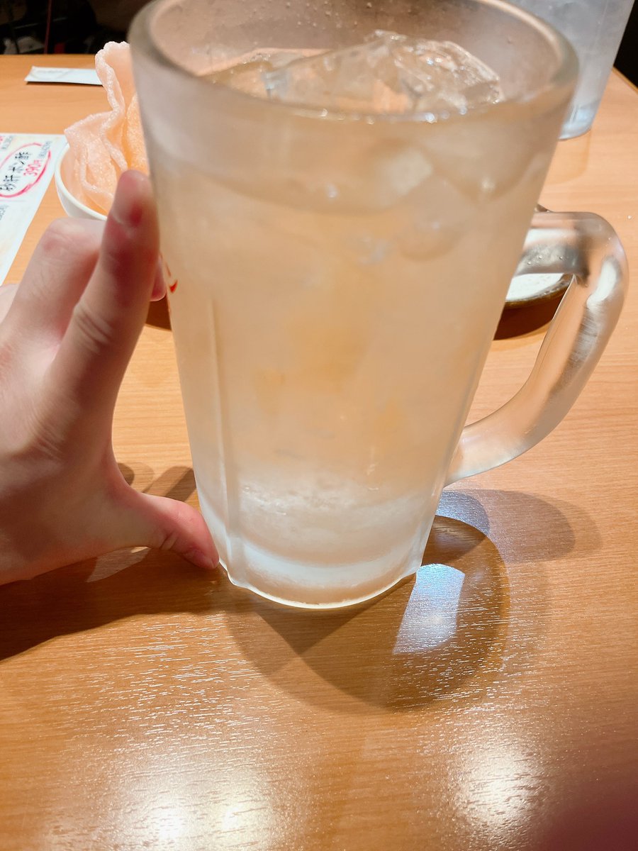 manoronam's tweet photo. 毎日アルコール健康生活！
ケピケピ！🍻

どーもォMANORUでーす！！ https://t.co/fGEiiSK32H