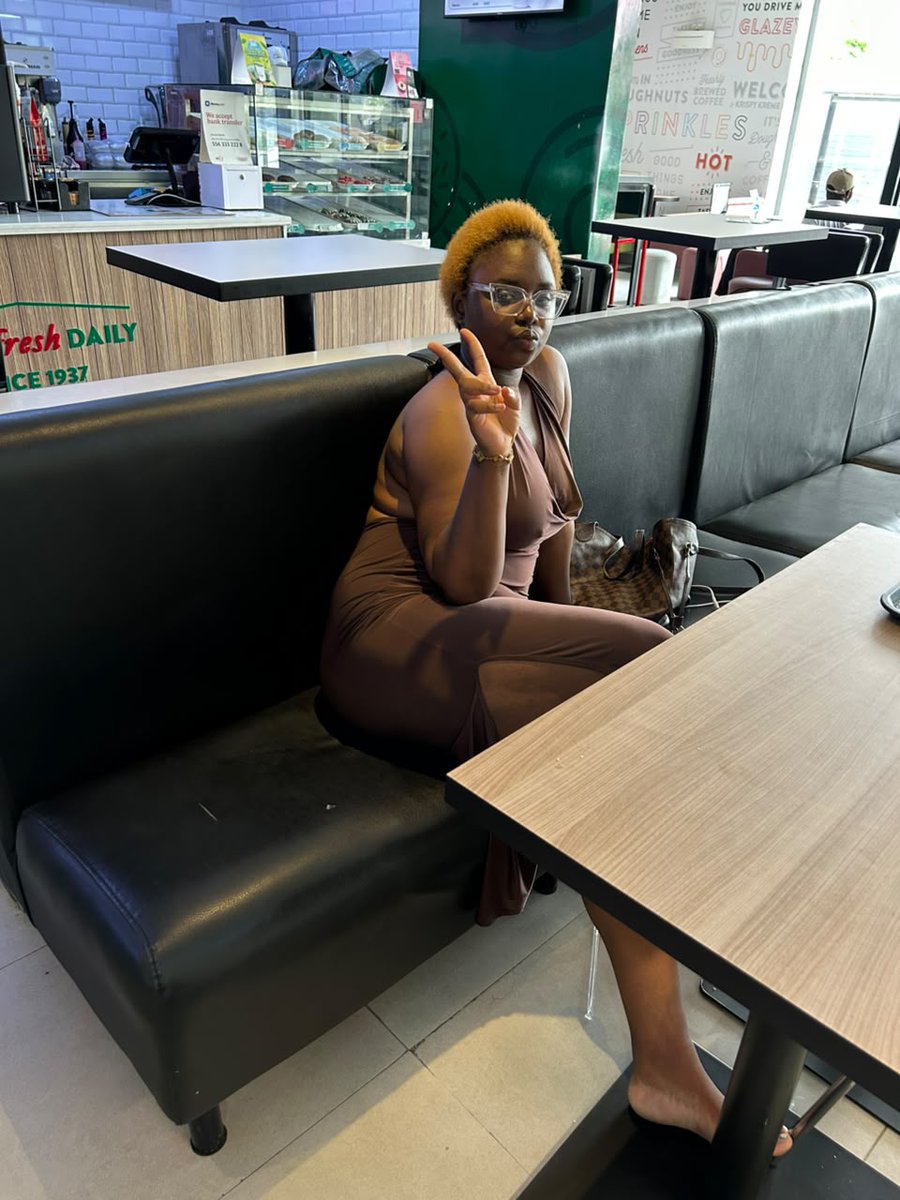 chigoddest's tweet photo. Dm me to join my channel or sex video call so that I can u cum multiple times meh 😋, click on my bio get me papi https://t.co/vA5Fe298nu