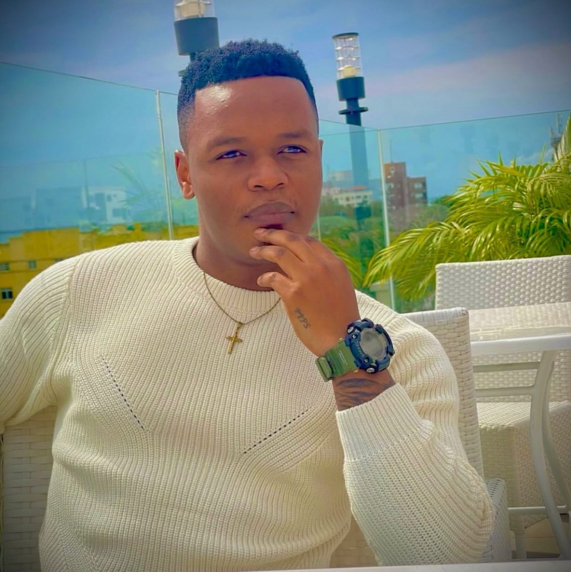 Elsukay0's tweet photo. Wote walianza forex 2016 yupi ni legend mkali wa muda wote kwenye game ya forex?

Hapa unaondoka na nani? https://t.co/uBLinXn6iU