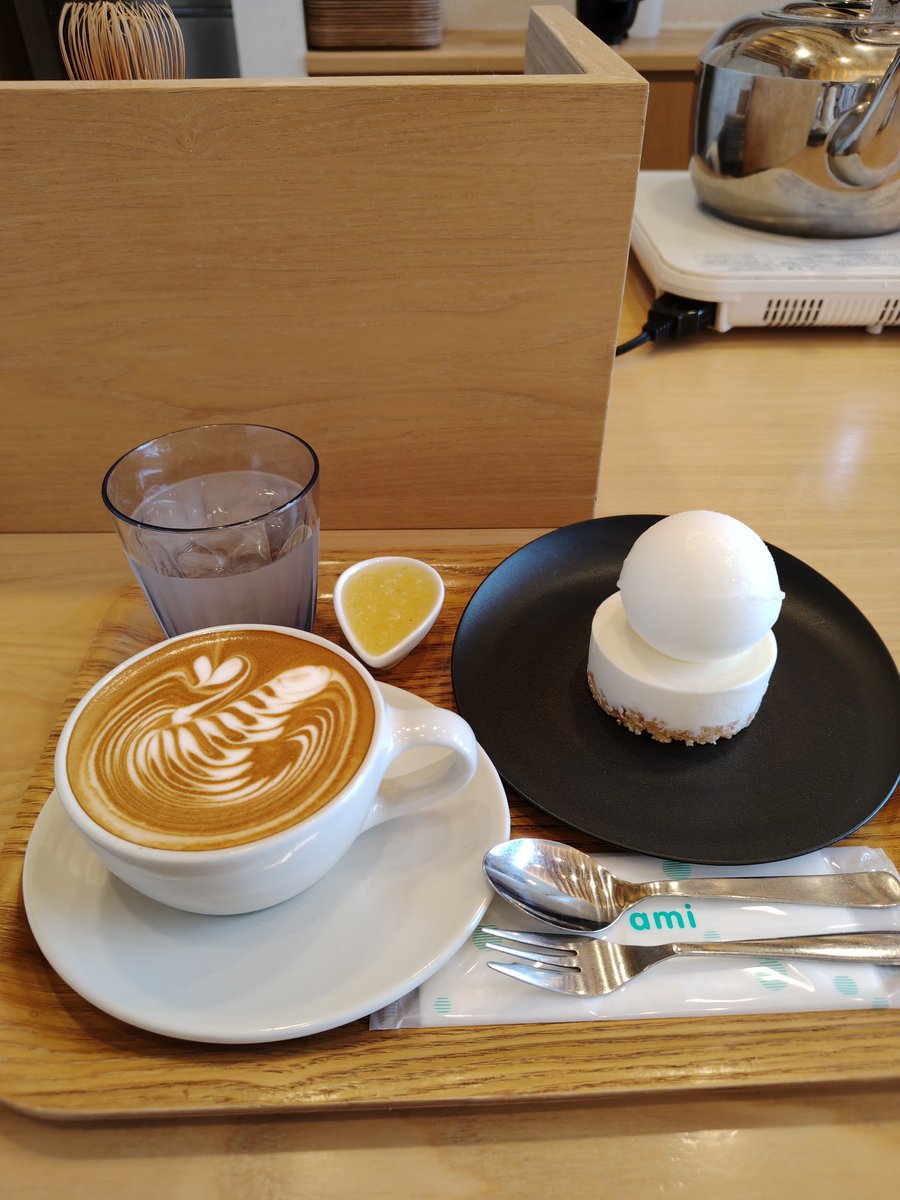 konchan481's tweet photo. 1日挟んでの
eigyokudocafe巡り
山形も仙台もどちらも
笑顔で癒される大好きなカフェ https://t.co/s8oZRA3RBY