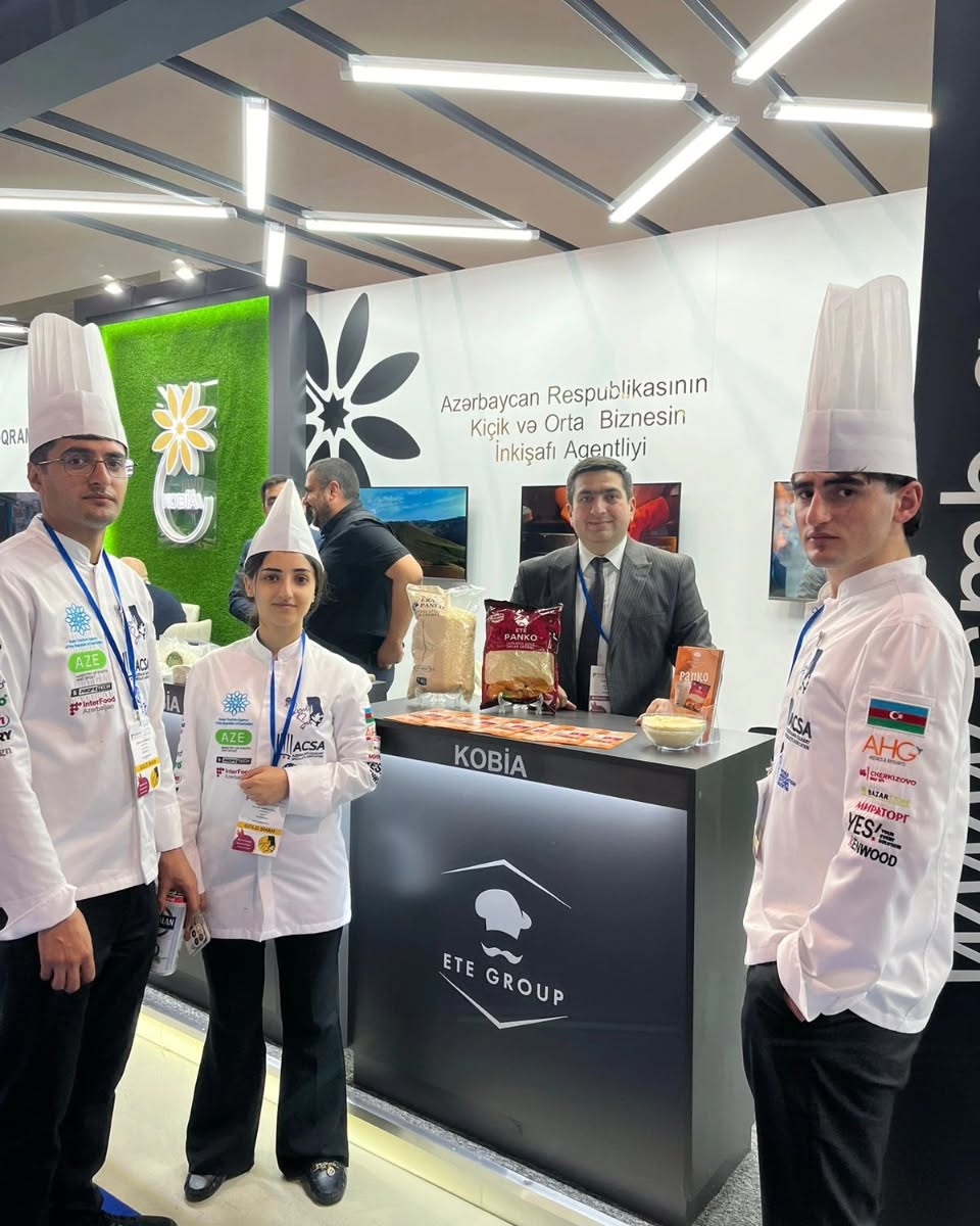 etegroupmmc's tweet photo. Qonaqlarımız "yapon pankosu"-nu bəyəndi.
#panko #yaponiya #etepanko #erapanko #etegroupmmc #madeinazerbaijan #İnterFoodAzerbaijan #pankoazerbaijan https://t.co/pkxrD2Ch3w
