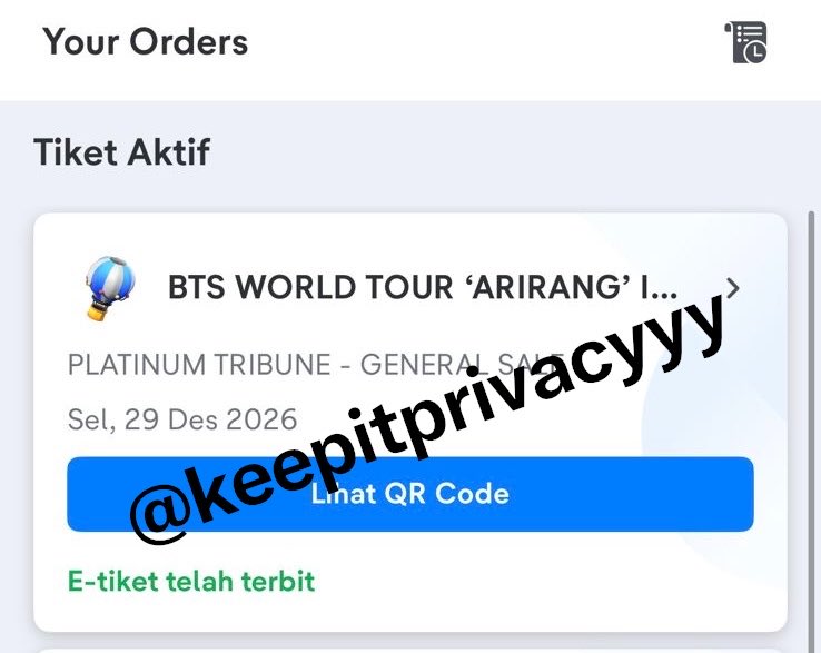 keepitprivacyyy's tweet photo. buka archive 2023 nemu foto gue nangis karena ga secured tiket yoongi pas di jkt, se sedih itu anjir😭 ternyata ini hadiah dari Allah, nonton langsung ot7 ya Allah terima kasih😭 Allah Maha Baik💖 https://t.co/HwMaFfLCBD