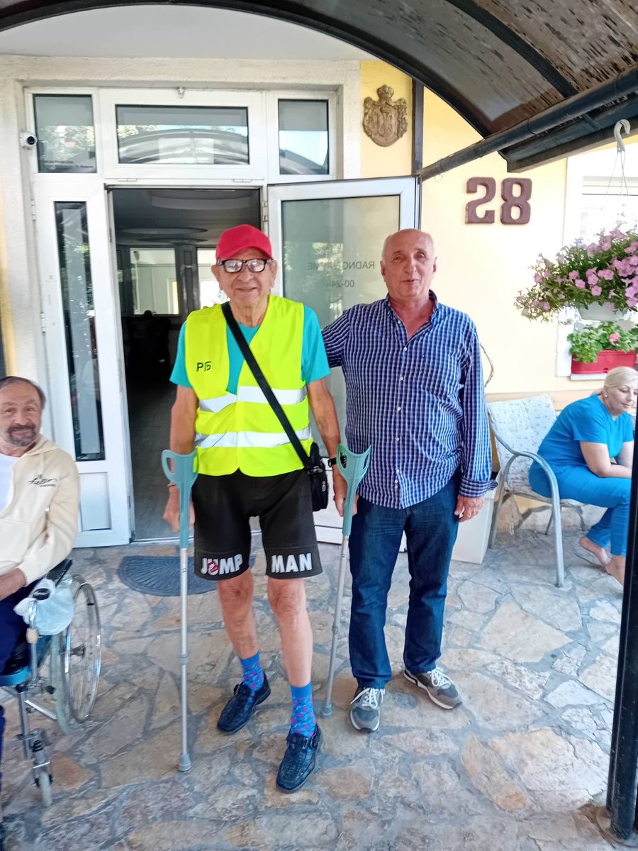 Aleksan67823551's tweet photo. Naš Veroljub ide svojoj kući! Srećno 🍀 https://t.co/TKBxRwjlhv