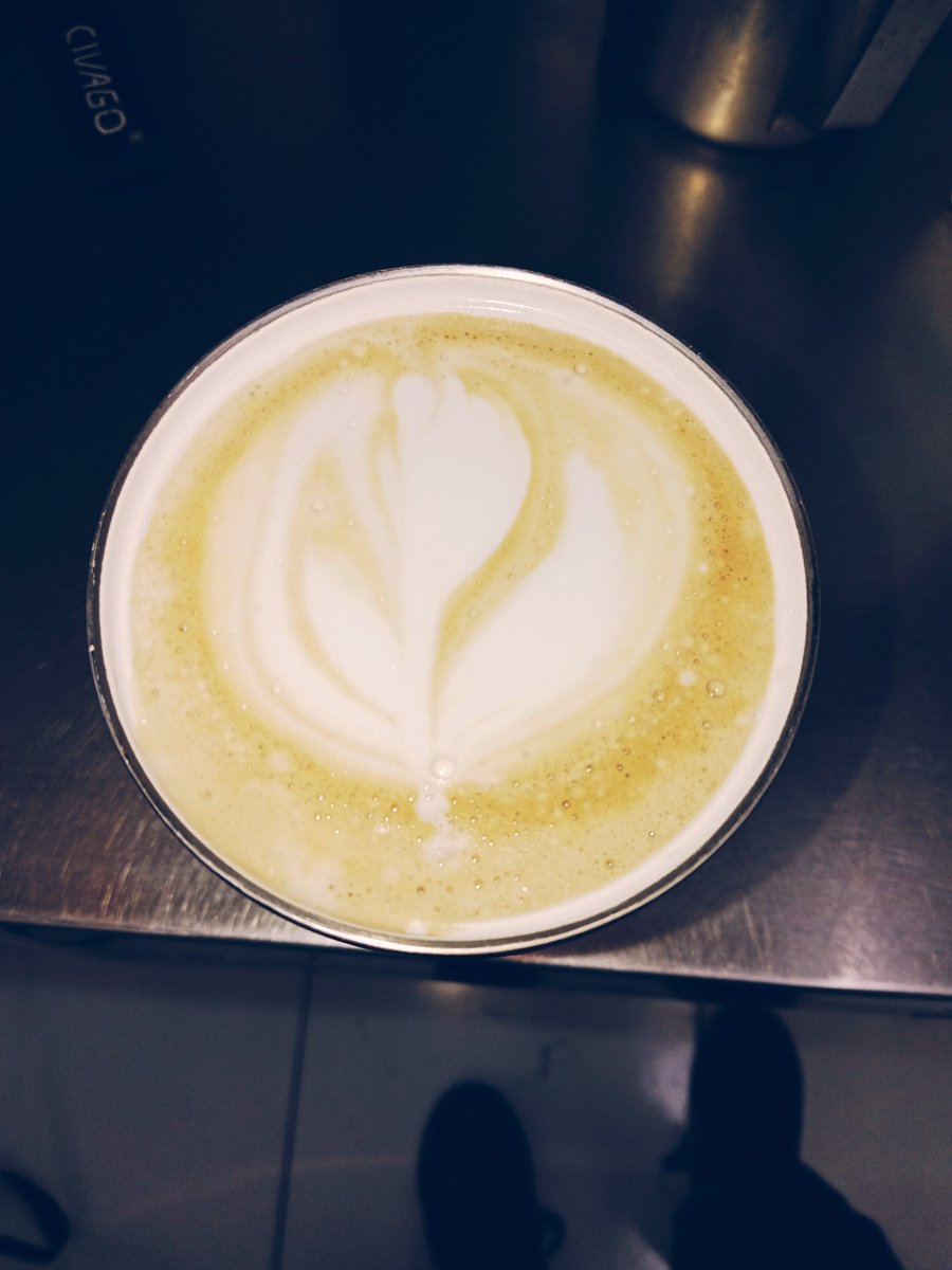 _ropher's tweet photo. Not drawings but art related i guess😋 just wanna share latte arts i made this month🥹✨ https://t.co/dEJGpeiyFr