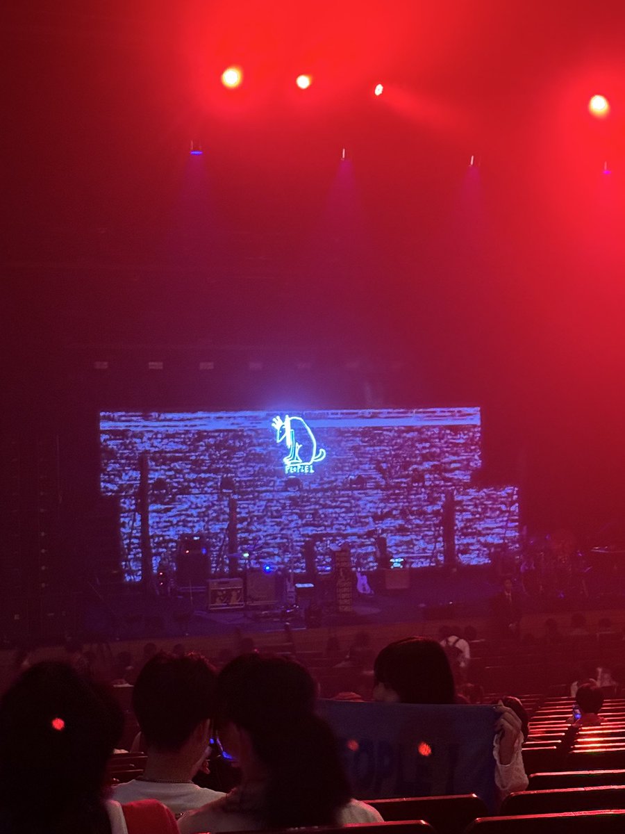 mori_mori63's tweet photo. PEOPLE1
ライブ！ https://t.co/qVi1txVl31