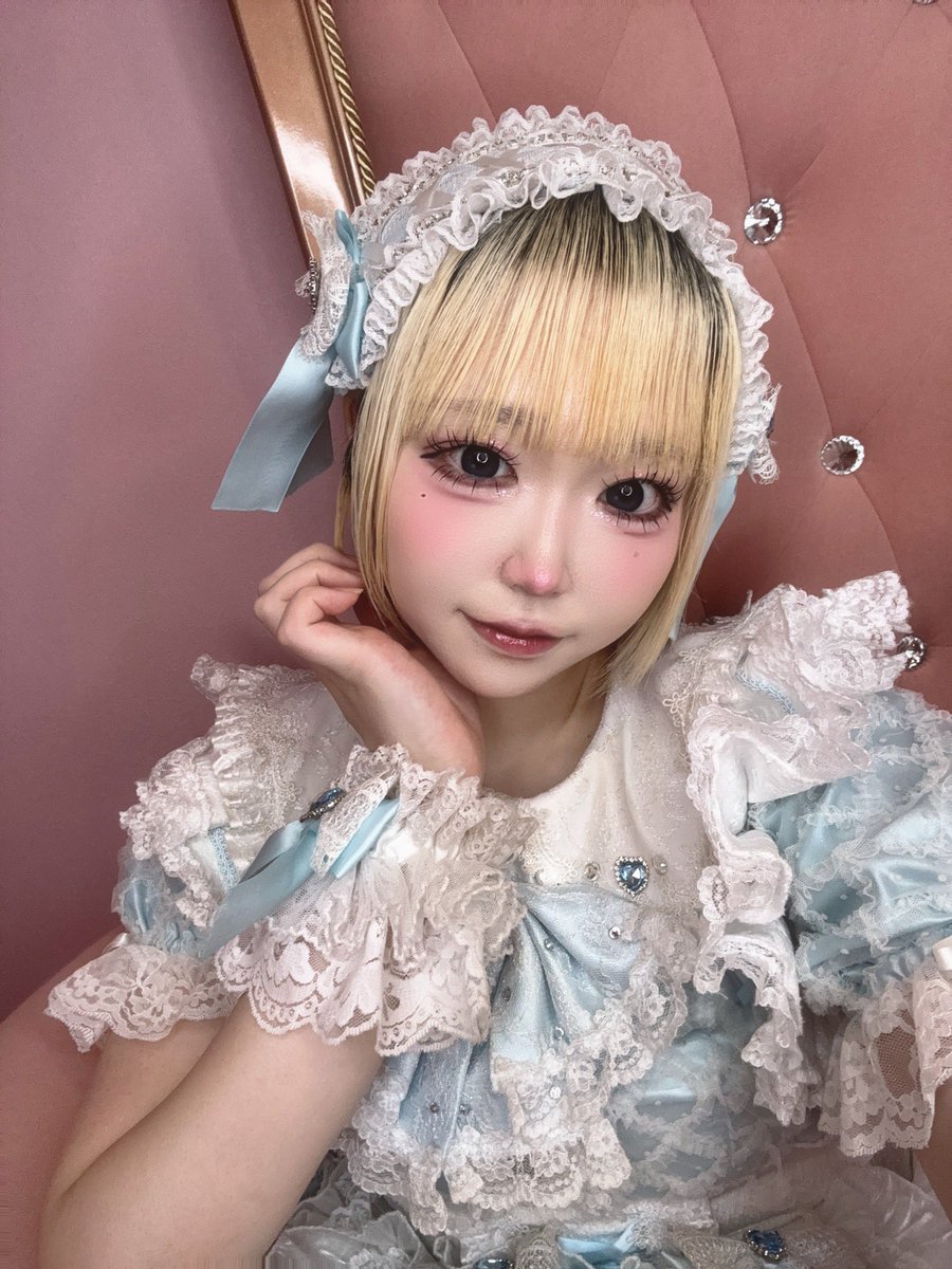 amano__s2's tweet photo. お姫様にしてよ！
#いいね返し  #自撮り界隈  #コンカフェ嬢 https://t.co/xReyJUbNeF