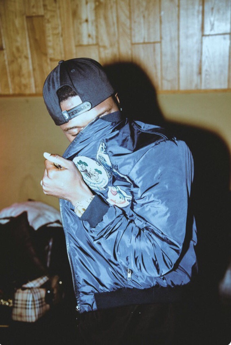 japh_man's tweet photo. See no evil ✌️❤️ https://t.co/qNj9s7ye0R