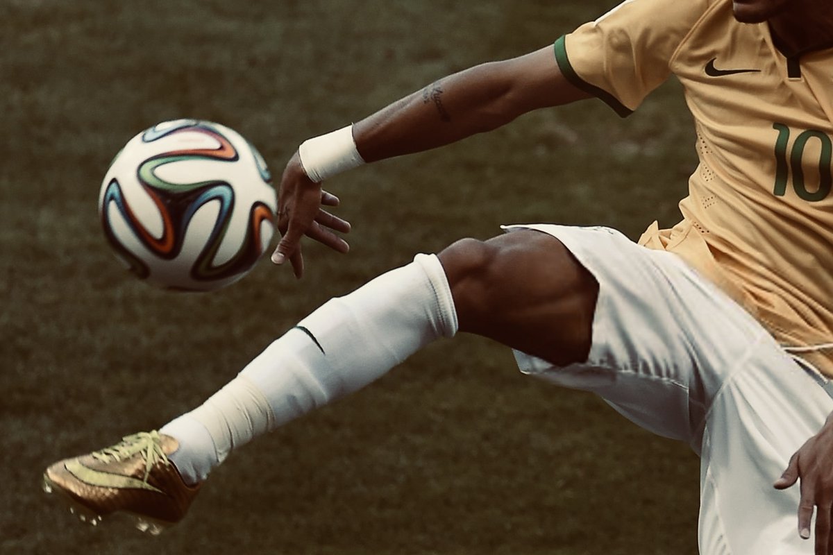 Barca_Archive's tweet photo. Neymar Jr World Cup, 2014. 🇧🇷🌟 https://t.co/WoPhhulpgp