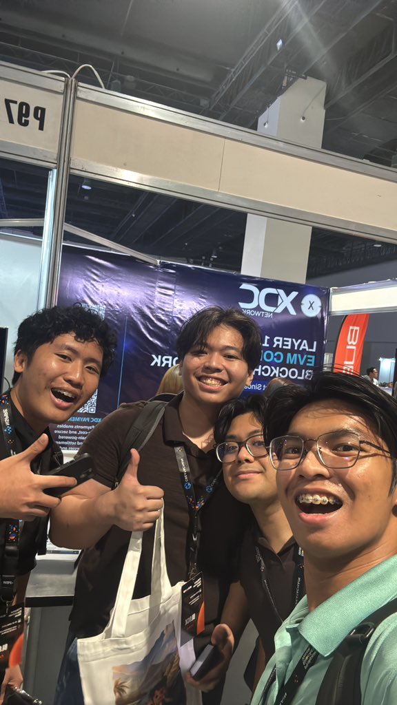 mrdnls's tweet photo. Stopped by the @XDC_Network_ booth today to learn how blockchain technology can help improve cross-border payments and remittances for Filipinos worldwide.

@XDCPhilippines @XDCNetwork @XDCPayments

#XDCNetwork #CryptoRemittance #Web3 #DigitalAssets #PBW2026 https://t.co/AFbe17UXCM