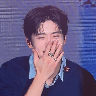 aquariusjjh's tweet photo. 와 진짜 쌉졸귀시다 https://t.co/mi188Tv88n