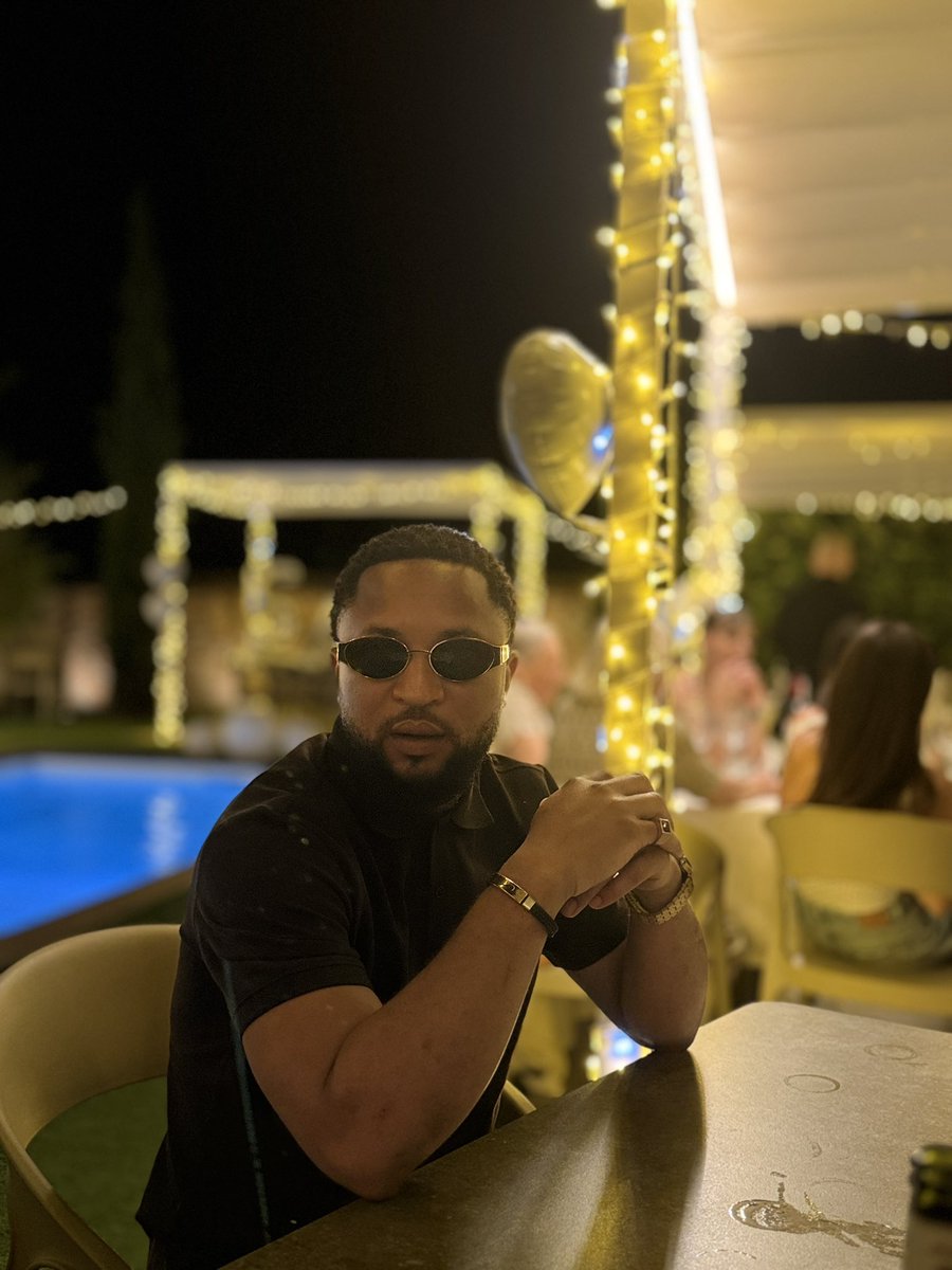 Jflex22's tweet photo. More life to me 🎂 https://t.co/I9QUc0BVWQ