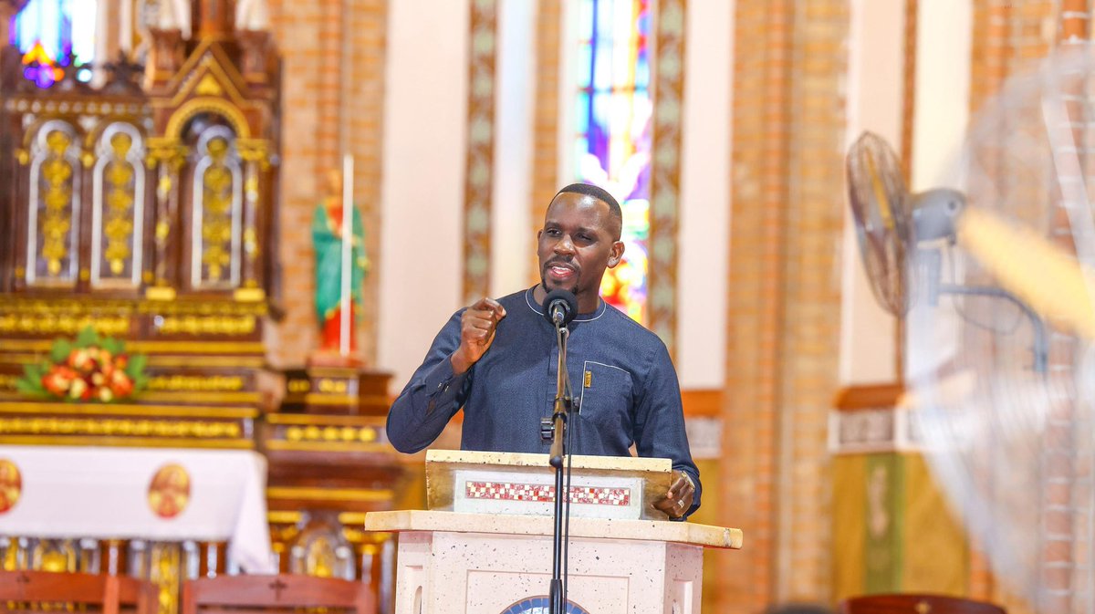 JoelSsenyonyi's tweet photo. This morning, we attended a requiem mass at Lubaga Cathedral for the late Joseph Sseruwoza, a BBS TV journalist who passed on yesterday. He was a reporter based at Parliament. The media will miss his passion and dedication.
May his soul rest in peace. https://t.co/0OsCZSCwru