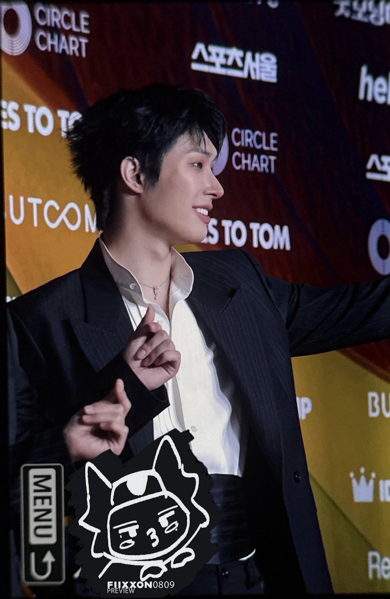 fatimatiny81's tweet photo. idk if anyone will get me but mingi is giving young firelord zuko with this hair https://t.co/DeoyNHl6jo