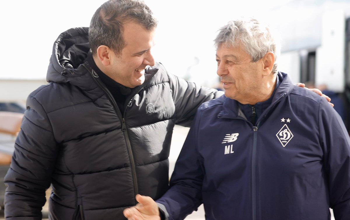 yasin__tuncer's tweet photo. Ah be Mircea Lucescu ülken Romanya için son ana kadar çabaladın, Türkiye mağlubiyetine çok üzüldün. Tek hayalin kıt imkanlı Romanya’yı dünya kupasına taşımaktı. Gel de bir bak şimdi Pizzacının bu takıma ne yaptığına?..seni çok arayacağız.  #Türkiye #lucescu #haydibizimçocuklar https://t.co/0QEDCRZ9IW
