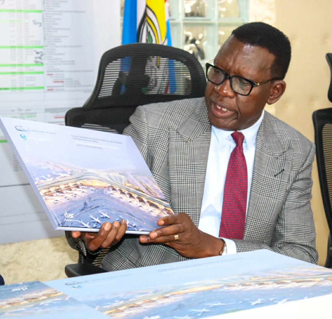 SDAAD_ke's tweet photo. JKIA MODERNISATION UPDATE  | 18 JUNE 2026    
CS Davis Chirchir reaffirmed Government's commitment to modernising JKIA through a phased expansion to 22M passengers annually, with transparent procurement, enhanced safety, job creation, and minimal operational disruption. https://t.co/cYq4cQVD43