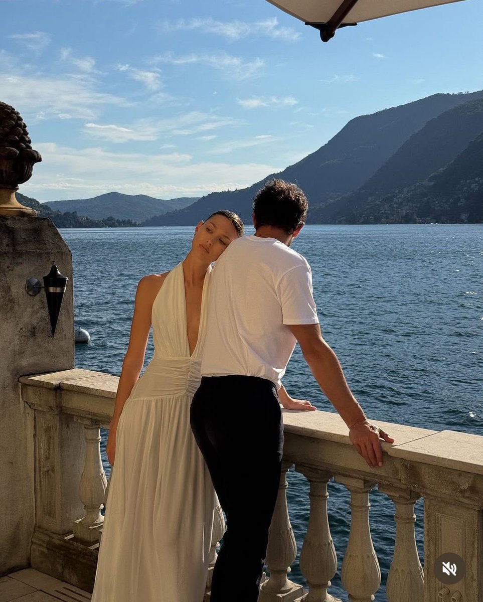 Elyvanaa's tweet photo. European summer couple https://t.co/Mu6Ty01miD