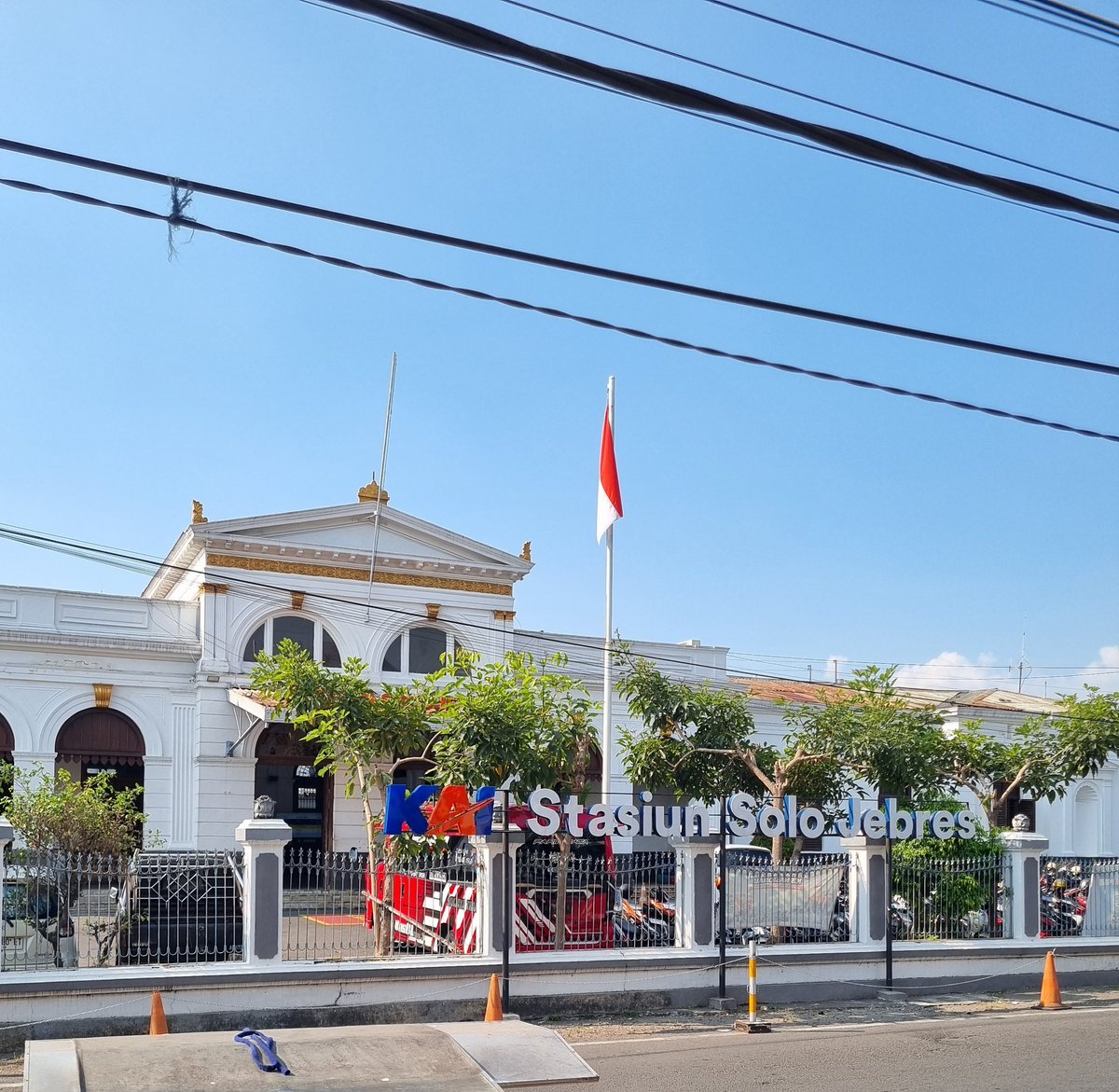 penumpangbus's tweet photo. Terakhir naik matarmaja masih pake bangku ABRI, sekarang udh lebih nyaman. Dan rejeki dpt seat yg posisi jendelanya pas 👌🏻 https://t.co/1Isbf2ZFRe