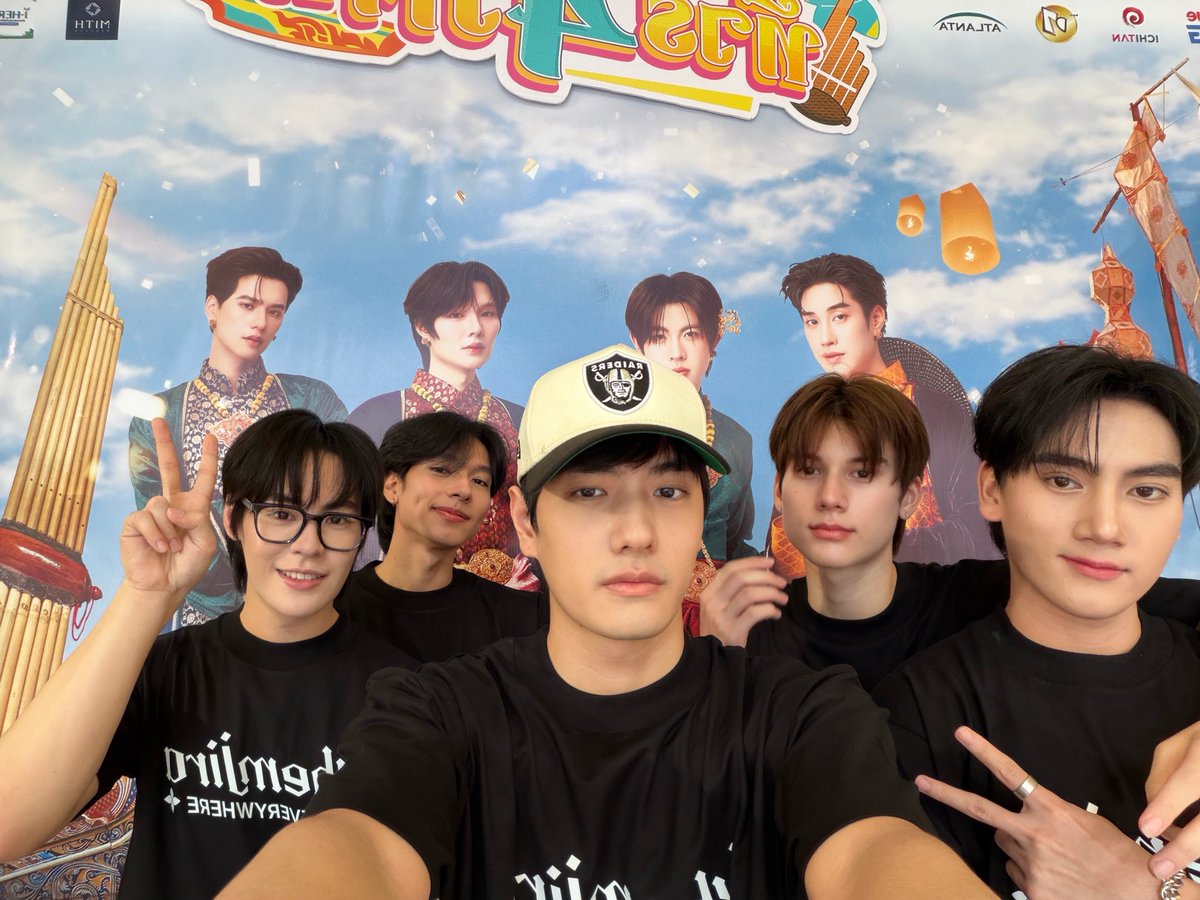 nattanaxx's tweet photo. วาปมาให้กำลังใจคั้บ
 #เขมจิราสี่ภาค #KhamjiraInChiangmai https://t.co/RgqzpZM3F8