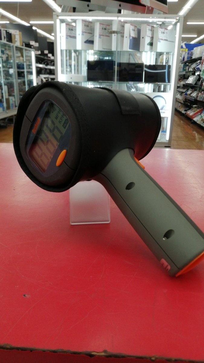 hotoyamakakeo's tweet photo. スピードガン入荷！ジャンクで動作は未チェックです　あなたは何キロ出せるか！挑戦してみては？
#ジャンク　#スピードガン https://t.co/WgH44BpLPH