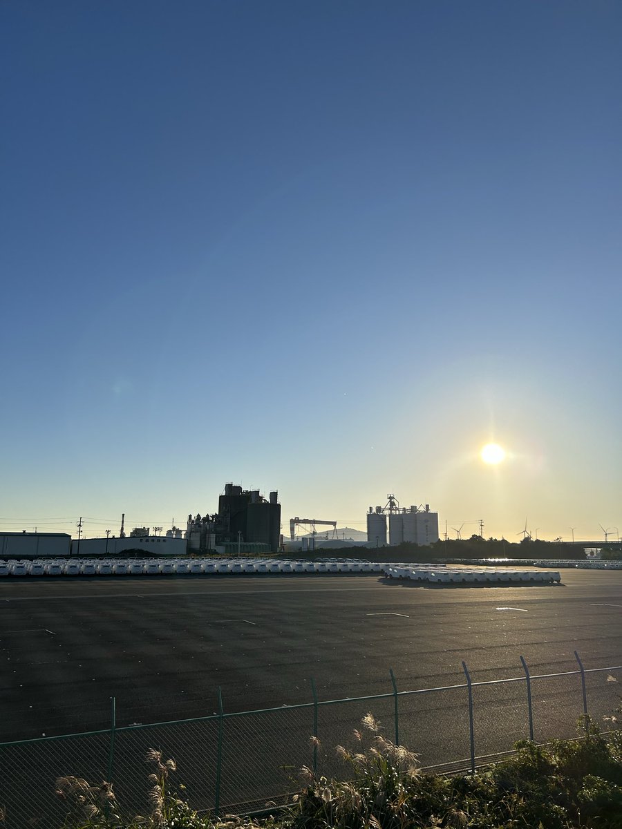 CANMA_U's tweet photo. #見た人もなにか無言で豊橋あげる https://t.co/qaBDHHjw7U