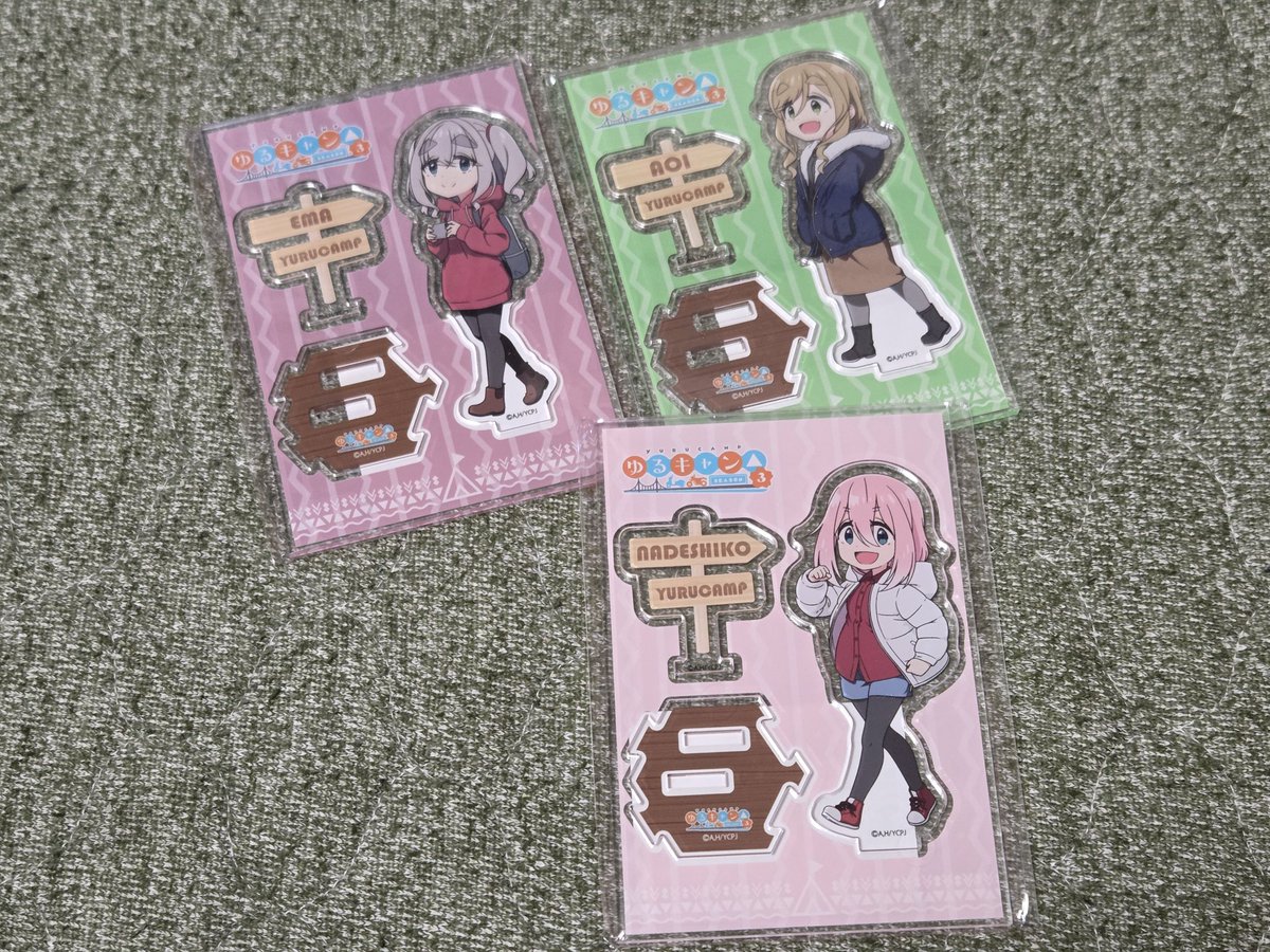 ryllistella's tweet photo. なでしこ犬子絵真ちゃんのアクスタ手に入れた(謎組み合わせ https://t.co/FY6L0JWEWh