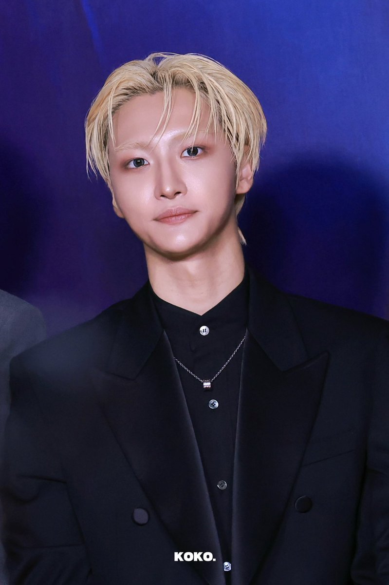 zz_kokko's tweet photo. 260620 SMA
#SEONGHWA #ATEEZ #성화 #에이티즈 https://t.co/MHCLlx4jbs