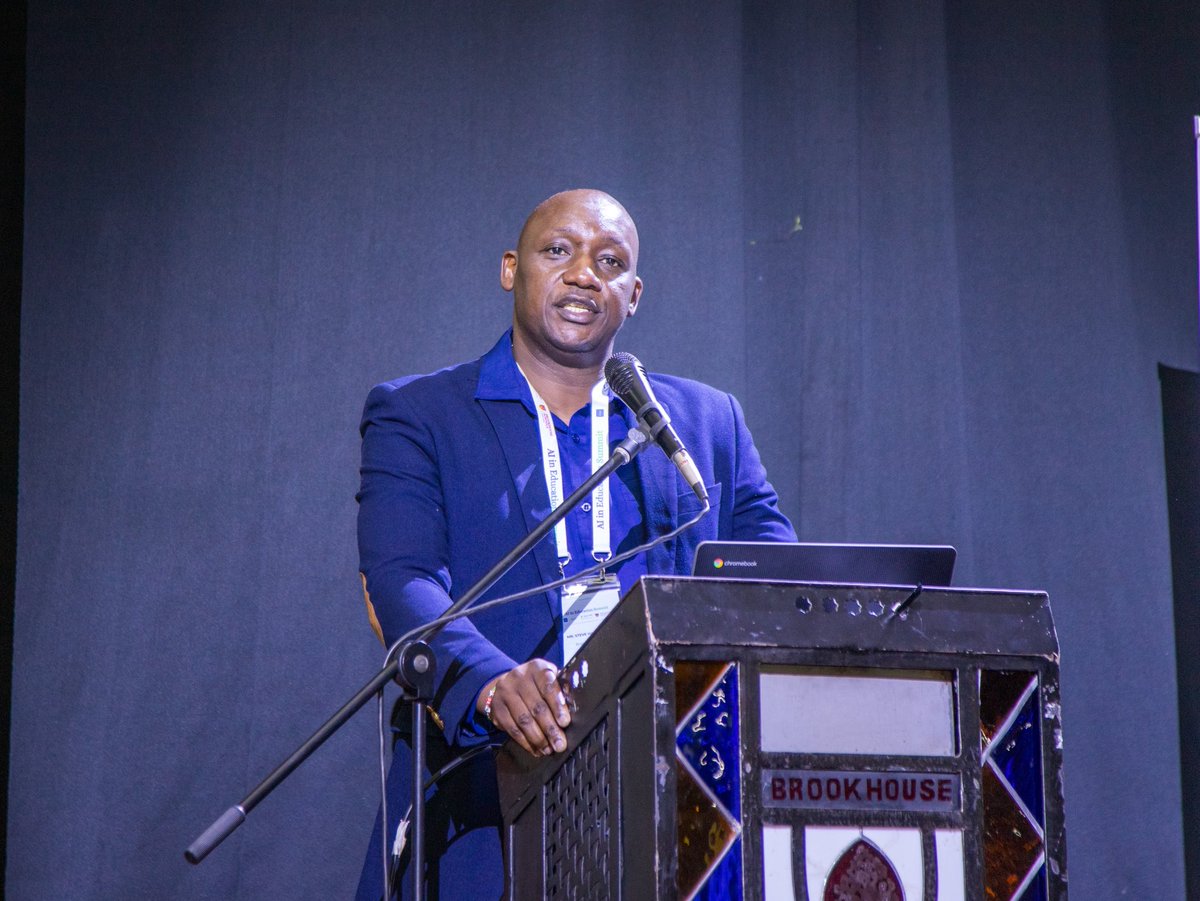 BrookhouseInt's tweet photo. The Director of ICT Brookhouse Schools giving opening remarks at the AI in Education Summit

#AIineducationsummit@BrookhouseSchool https://t.co/83v5h8wYIJ