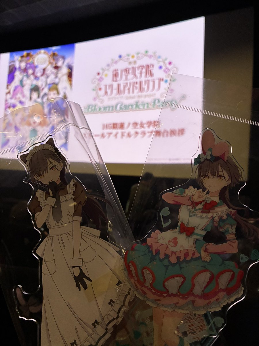 DxD_Azusa's tweet photo. 蓮ノ空舞台挨拶4回目！ラスト‼️

#映画蓮ノ空 https://t.co/721cJlqh0R