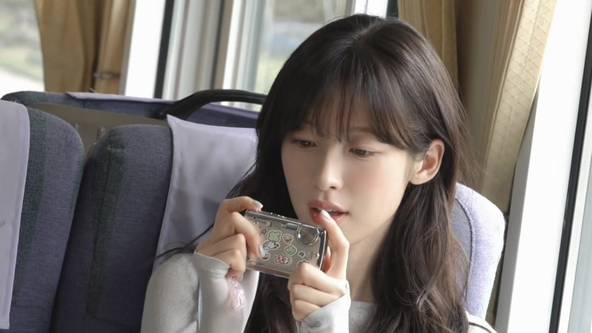dzzrxin's tweet photo. 이렇게 예쁜 게 말이 되나 진짜 https://t.co/avTeIkBB91