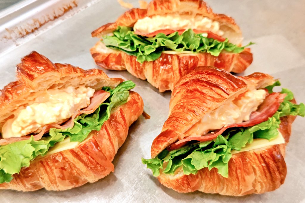 BreadPlusTO's tweet photo. 18時をまわりましたのでこれにて閉店です！

本日もたくさんのご来店ありがとうございます⸜(* ॑꒳ ॑* )⸝ https://t.co/lflN9oQjAx