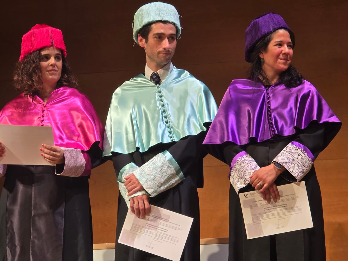 COFBizkaia's tweet photo. 🎓 El COFBi estuvo presente este viernes en la Ceremonia de Graduación 2026 de la Facultad de Medicina y Enfermería de la EHU, celebrada en el Palacio Euskalduna. Juan Uriarte acompañó a las nuevas generaciones de profesionales sanitarios.
Zorionak!
#COFBi #EHU https://t.co/G6uyn3DMhn