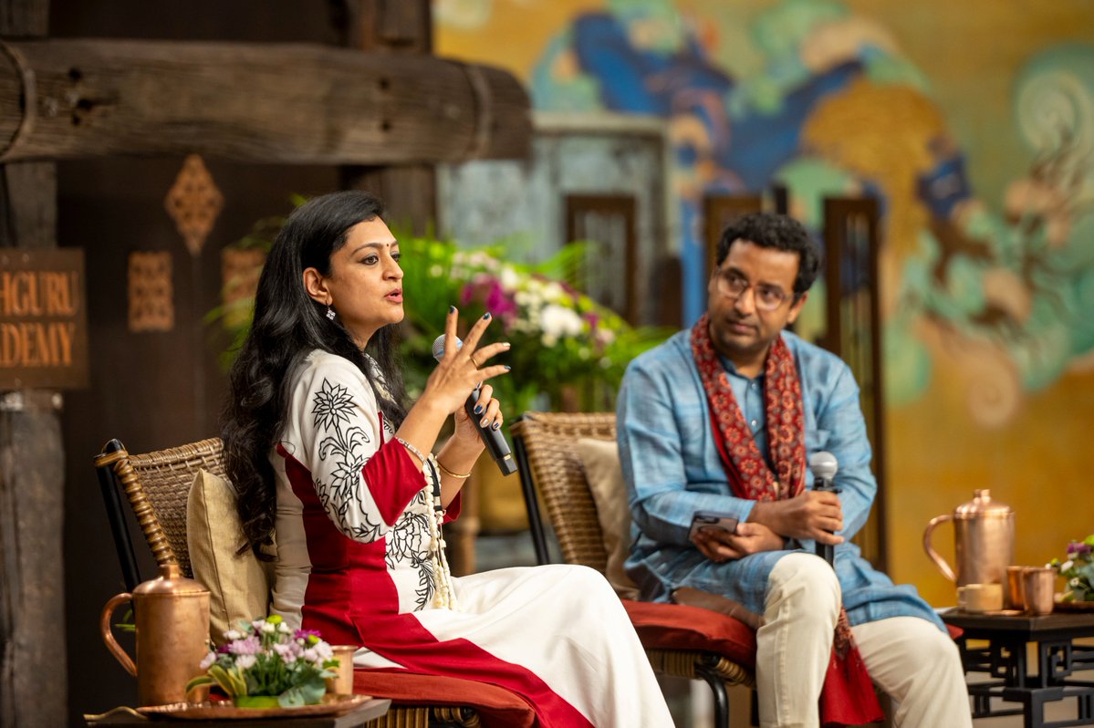 SadhguruAcademy's tweet photo. "If you're convinced about what you're standing for, the team will follow you. And once they taste success, It's when they identify and understand what you were pushing them for."

Gayathri Mohan, Head of People Relations - SAP APAC | Senior HR Director | Health Ambassador - India, at Human is NOT a Resource 2026. 
.
#sadhguruacademy #HumanisNotaResource