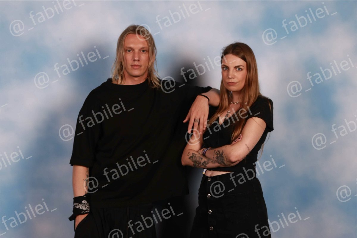 _fabilei_'s tweet photo. my close personal friend Jamie Campbell Bower ladies and gentlemen. 🖤 @Jamiebower https://t.co/golqjcKa9v