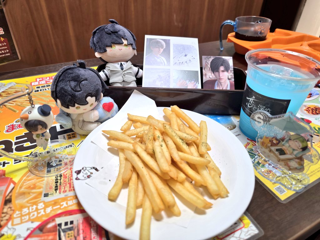 ohaka94's tweet photo. 推し活とても楽し〜〜〜🫶🏻💕︎😭 https://t.co/W2yXRspylo