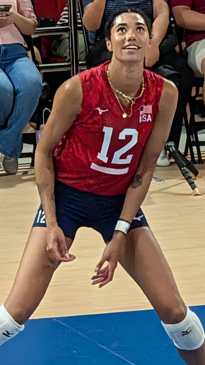 gotchaxgotcha's tweet photo. ステフの裏で出てくるトンプソン選手のプレーも観ててワクワクする💪
USA #12 #JordanThompson
#ジョーダン・トンプソン https://t.co/abUpM39XiH