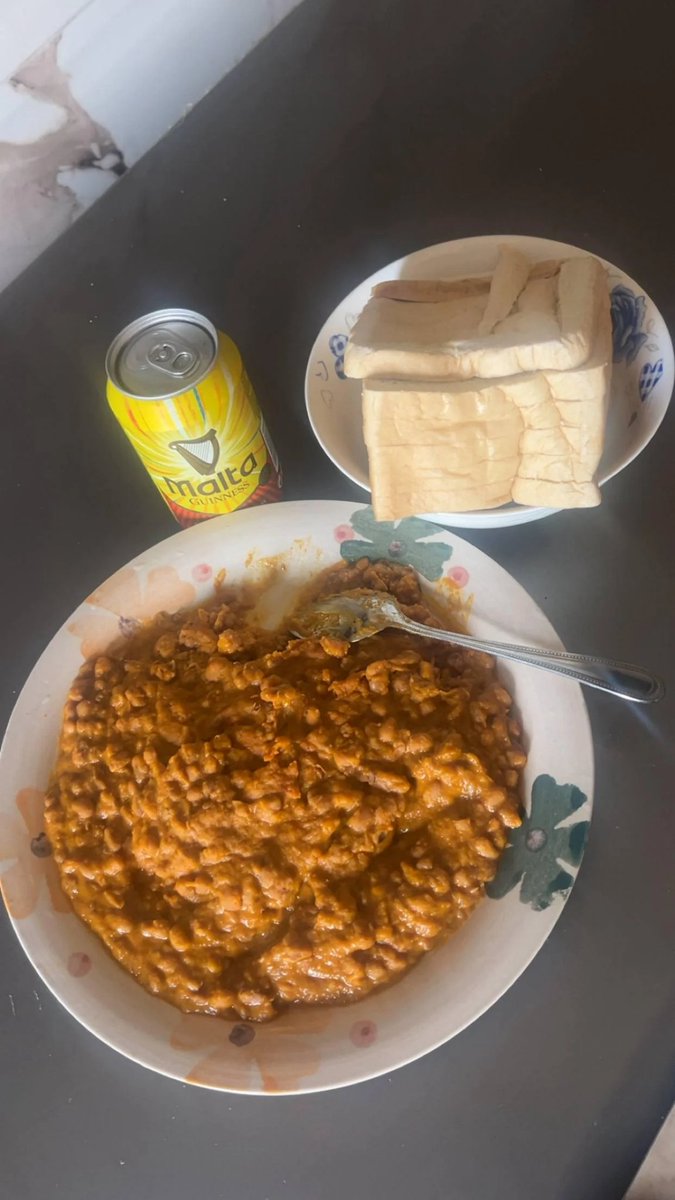 A_lPhaClass's tweet photo. A light breakfast https://t.co/LFwBl1K4dJ