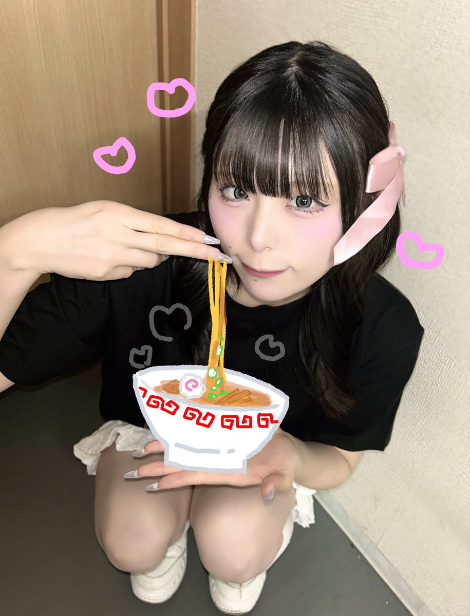 707mico's tweet photo. もなちゃんおたおめらーめん🍜 https://t.co/Uu3lDDqgv4