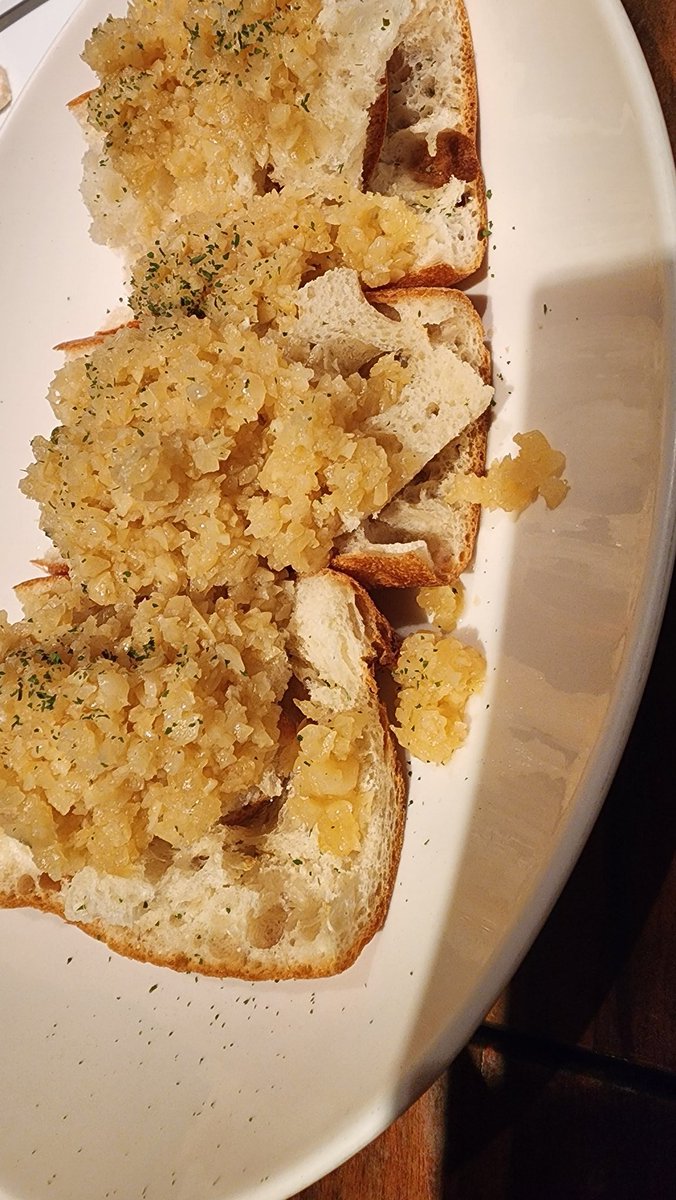 chama_rey's tweet photo. 今日は第二回☔夜渡り部🧄！
この時期の🧄が美味しいと前回言われたので声かけたのをきっかけにいつも以上に美味しい🧄頂けて満足でしたわ～🫶
脱出ゲームも、やりごたえがあってあともう少しのところでタイムアップ‥知力を高めてまた次別のシリーズに挑戦したいですわね～！
みんな☔の中お疲れ様！ https://t.co/vpv4WSMOQq