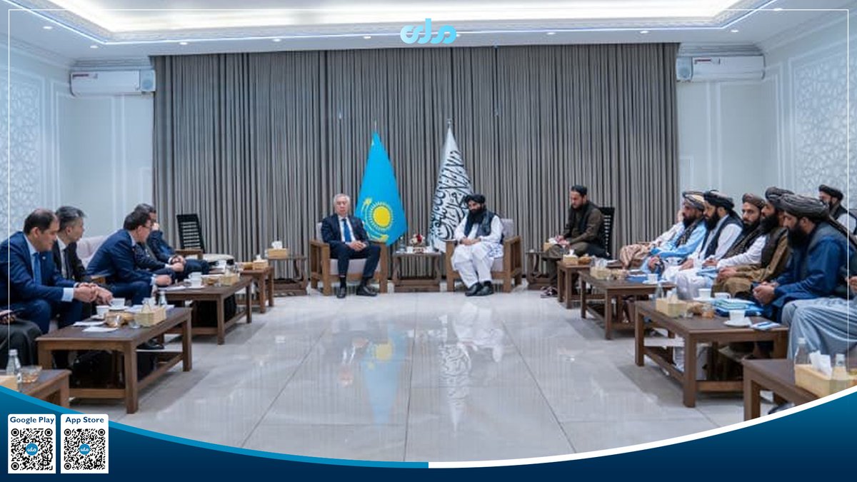 rtadarinews's tweet photo. دیدار وزیر امور داخله با معاون نخست‌وزیر قزاقستان

خلیفه سراج‌الدین حقانی، وزیر امور داخله با هیأت اعزامی قزاقستان به‌ریاست سریک ژومانگارین، معاون نخست‌وزیر و وزیر اقتصاد آن کشور دیدار کرد.

در این دیدار پیرامون وضعیت امنیتی، مبارزه مشترک علیه مواد مخدر، ترانزیت، تکنالوژی، گسترش روابط سیاسی و اقتصادی و همکاری‌های منطقه‌ای گفت‌وگو شد.

دو طرف تأکید کردند که در حال حاضر، فضای مناسب برای توسعه تجارت و سرمایه‌گذاری در افغانستان فراهم است و باید از این فرصت برای پیشرفت دو ملت استفاده شود.