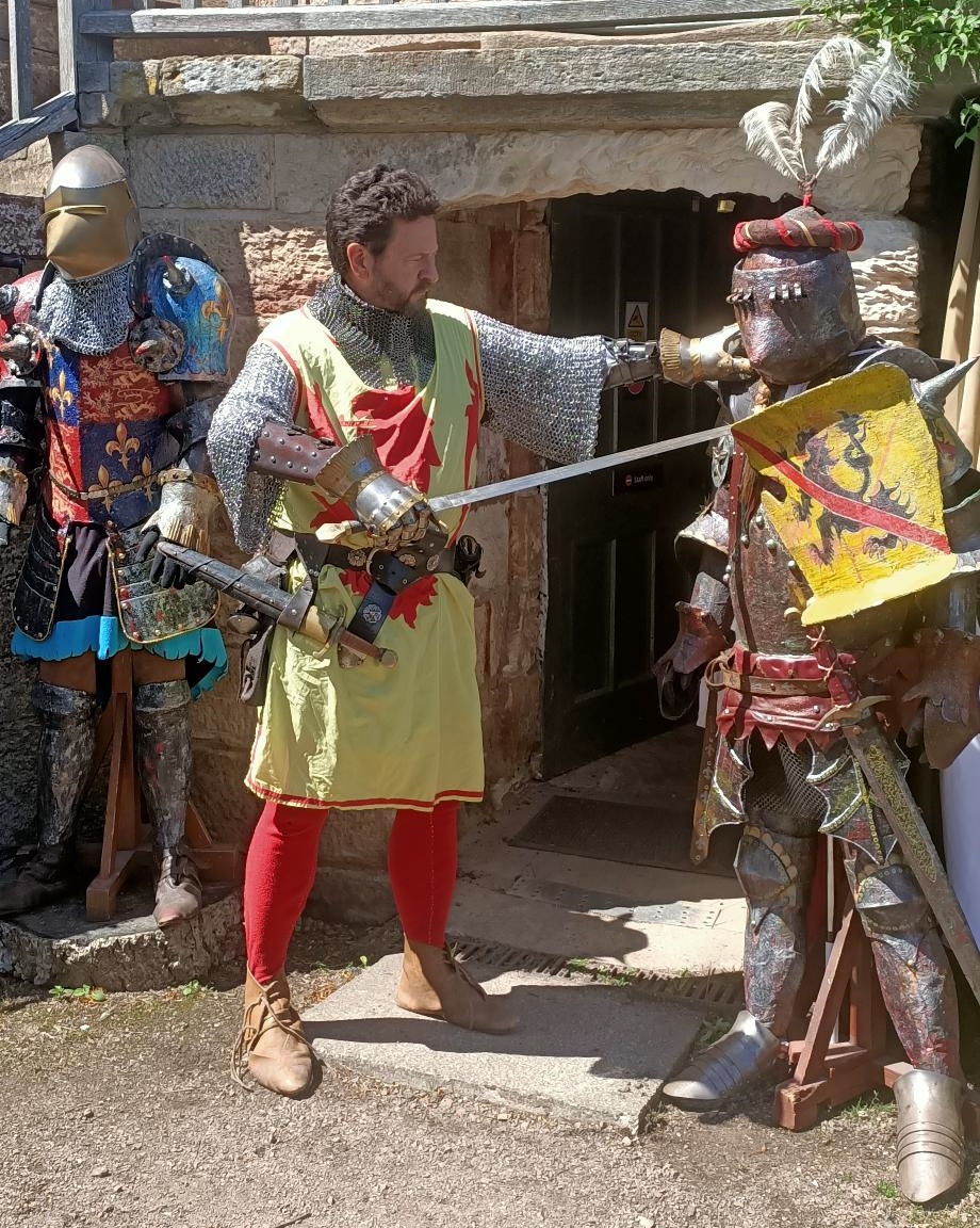 andrewsp2009's tweet photo. Man at Arms replica medieval weapons Talk next Sunday at 2pm 'Ben Clarke' images. #ManAtArms #Storytelling #DirletonCastle https://t.co/Lm7clQ2EQA