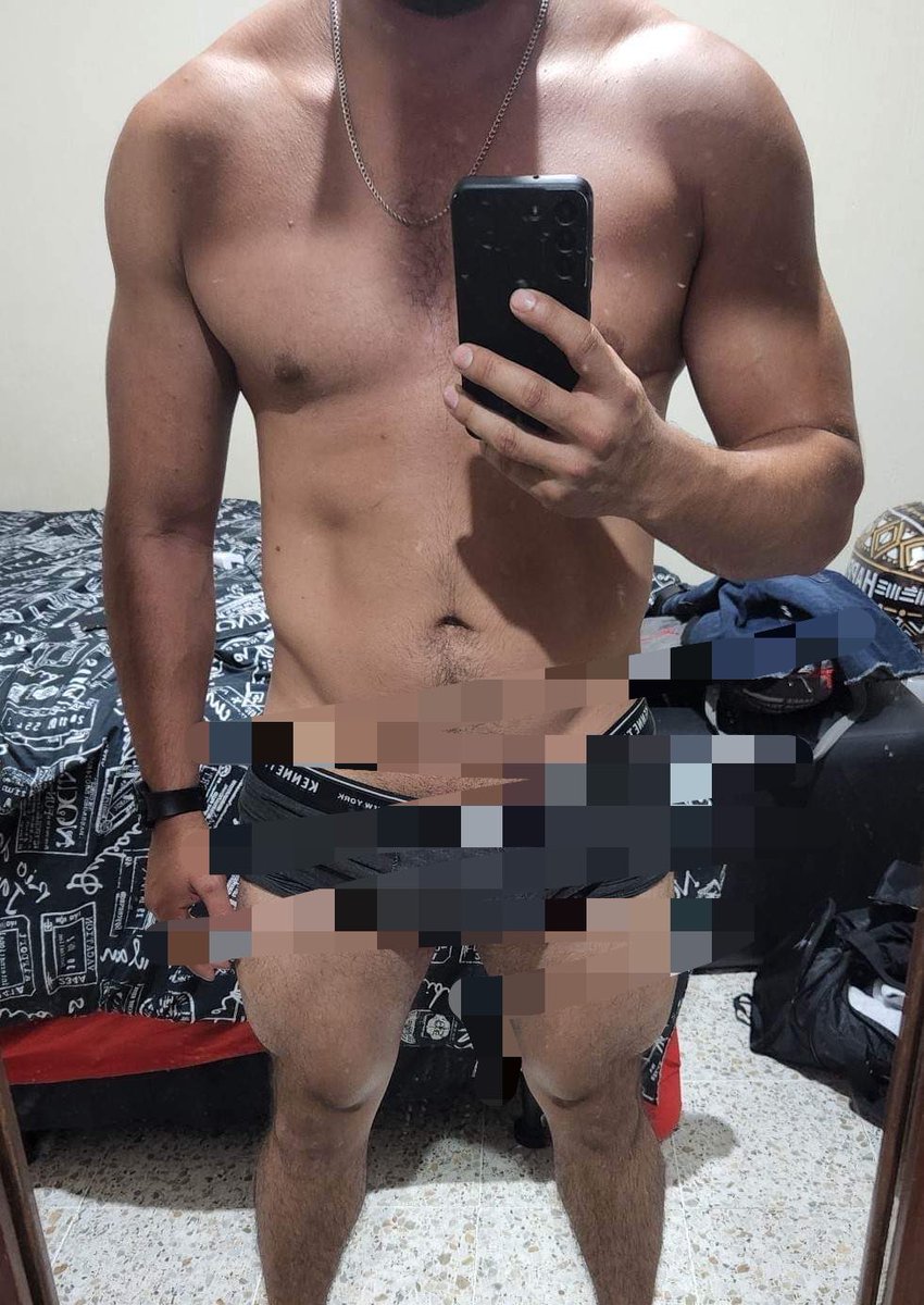 alejaaaandrogt's tweet photo. Como los prefieren, atléticos  o llenitos de gym 😏
1 ó 2? 💸 https://t.co/4jr7QyaOjv